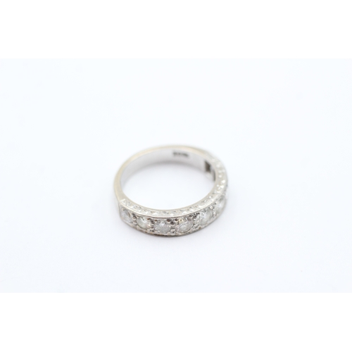 26 - 18ct gold nine stone diamond ring (4.3g) Size J