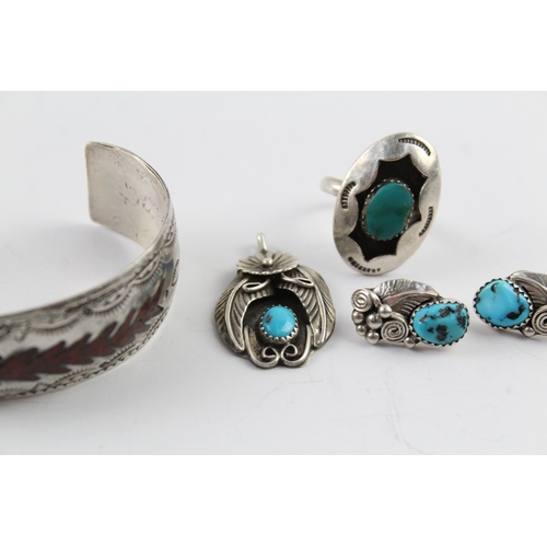 293 - Collection of Sterling Silver Native Jewellery inc. Richard Begay x 4 37g