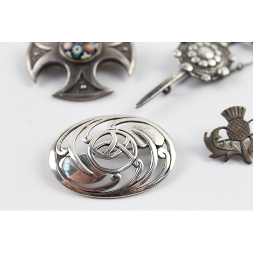 302 - Collection of Sterling Silver Scottish Brooches inc. Malcolm Gray x 5 52g