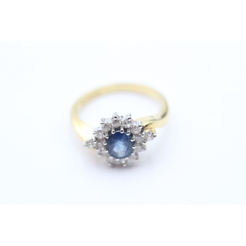 38 - 18ct gold sapphire & diamond cluster ring (4.8g) Size N