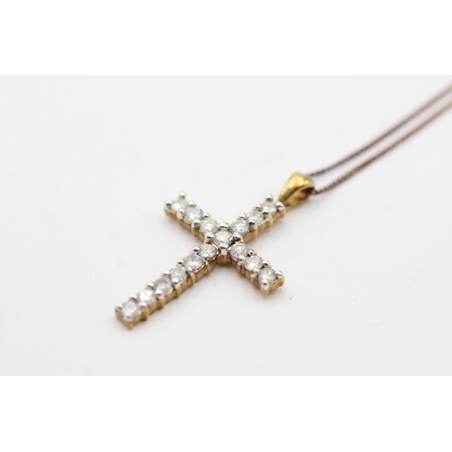 44 - 9ct rose gold diamond cross pendant necklace (2.1g)