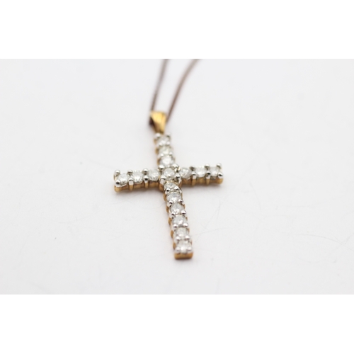 44 - 9ct rose gold diamond cross pendant necklace (2.1g)