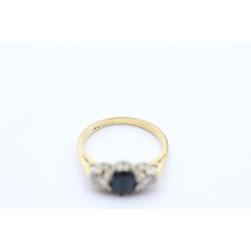 47 - 18ct gold vintage sapphire & diamond trilogy ring (2.6g) Size J