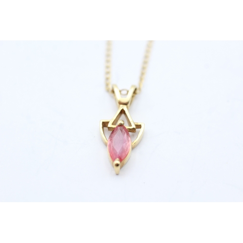 55 - 18ct gold marquise cut enhanced padparadscha sapphire pendant with a 9ct gold curb link chain (3.1g)