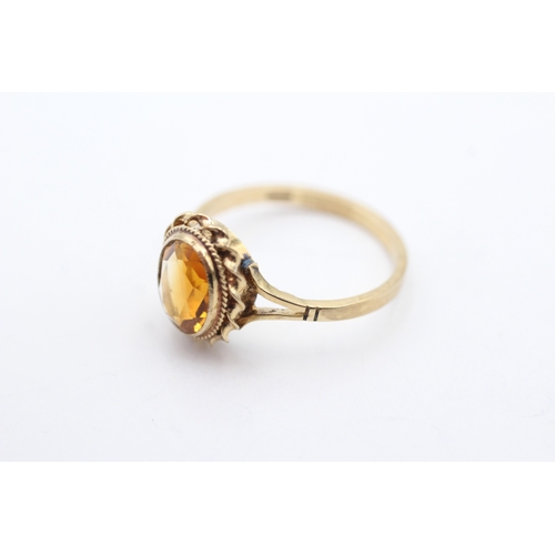 58 - 9ct gold citrine dress ring (2.4g) Size P