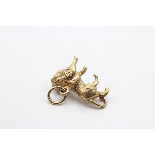 92 - 9ct gold vintage lion charm (2.8g)