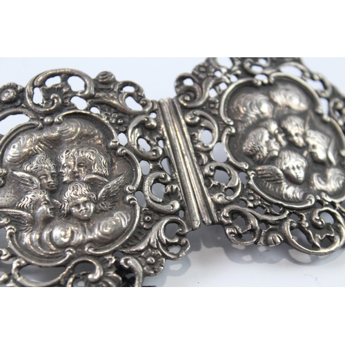 324 - Victorian 1898 Sheffield Sterling Silver Cherub Detailed Belt Buckle (85g)