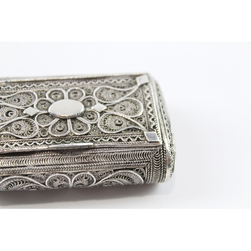 358 - Antique / Vintage .930 Silver Filigree Snuff / Trinket Box (41g)