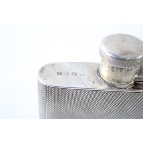 367 - Vintage Hallmarked 1944 Birmingham Sterling Silver Gents Hip Flask (108g)