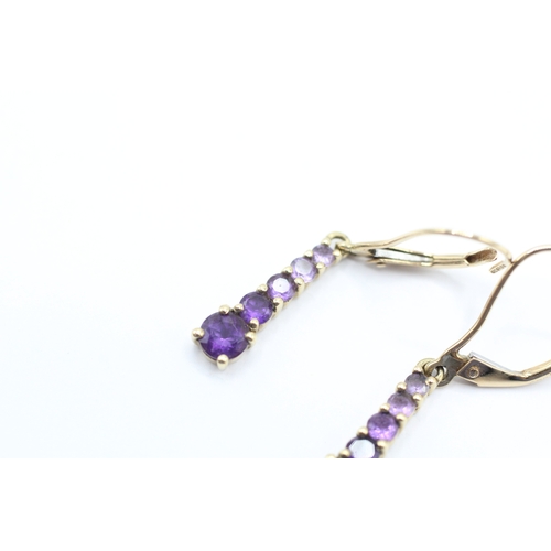 160 - 9ct gold graduated amethyst drop earrings (1.5g)