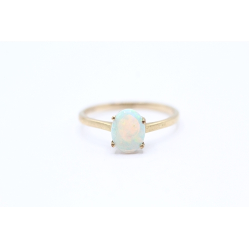 178 - 9ct gold opal dress ring (1.2g) Size N