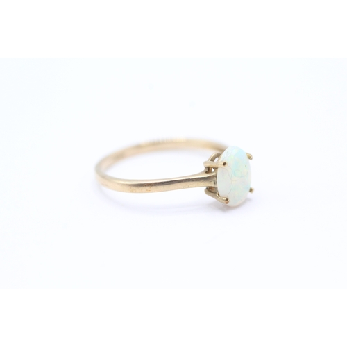 178 - 9ct gold opal dress ring (1.2g) Size N