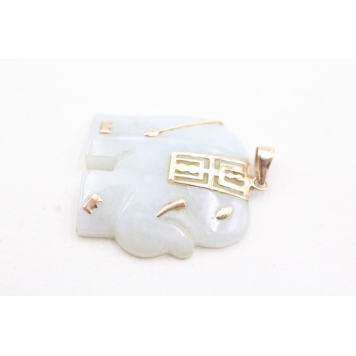 181 - 9ct gold jade elephant pendant (6.3g)