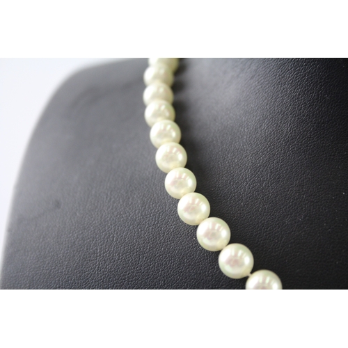 206 - Christian Dior Simulated Pearl Necklace 23g