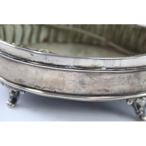 319 - Antique Hallmarked 1913 Birmingham Sterling Silver Jewellery / Trinket Box 195g