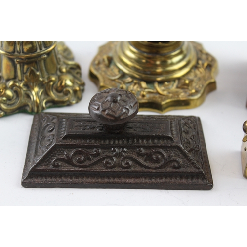 365 - 6 x Antique / Vintage Desk Accessories Inc Travel Inkwell, Brass, Victorian Etc