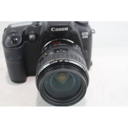 380 - Canon EOS D30 DSLR Digital Camera w/ Canon EF 28-105mm F/3.5-4.5