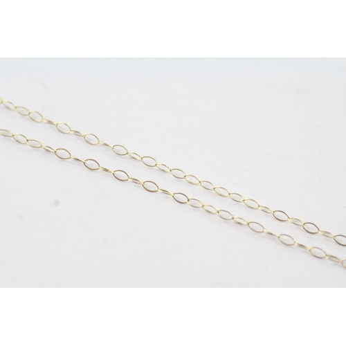 76 - 9ct gold single diamond pendant on chain (0.8g)