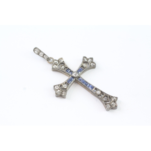 153 - 9ct gold and silver diamond and sapphire cross pendant (3.6g)