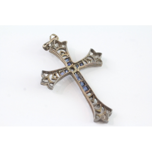 153 - 9ct gold and silver diamond and sapphire cross pendant (3.6g)