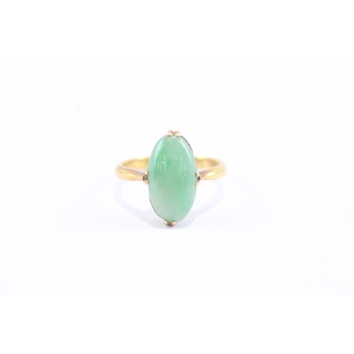 187 - 14ct gold jade cocktail ring (3.6g) Size O