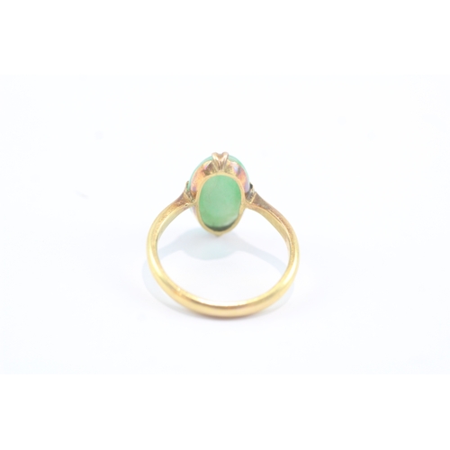 187 - 14ct gold jade cocktail ring (3.6g) Size O