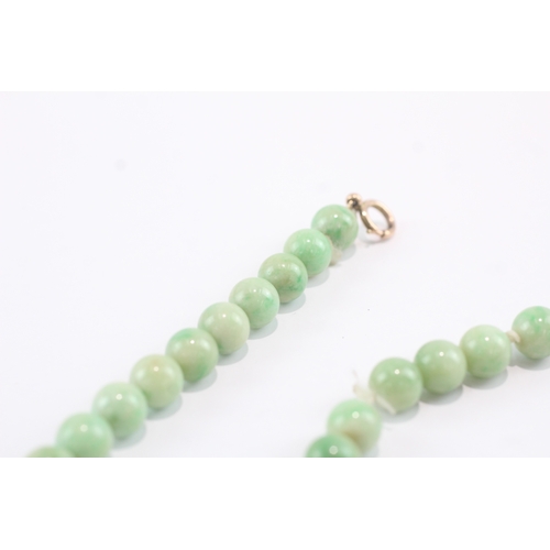 191 - 9ct gold clasped beaded jade necklace (53.5g)