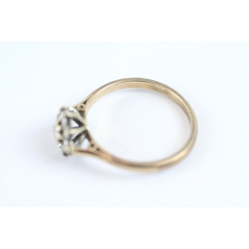 22 - 9ct gold diamond star cluster ring (2.3g) Size O 1/2