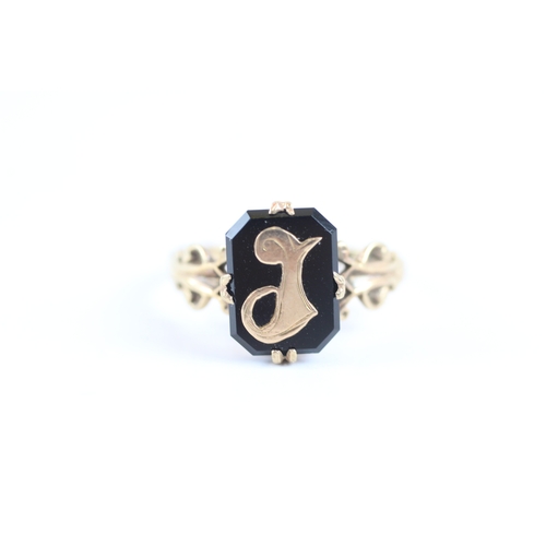 3 - 9ct gold onyx 'J' initial signet ring (2.8g) Size S