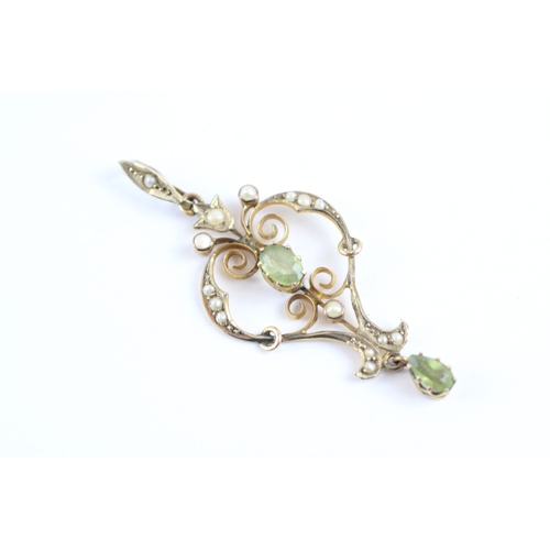 31 - 9ct gold split pearl & peridot lavaliere pendant (2.1g)