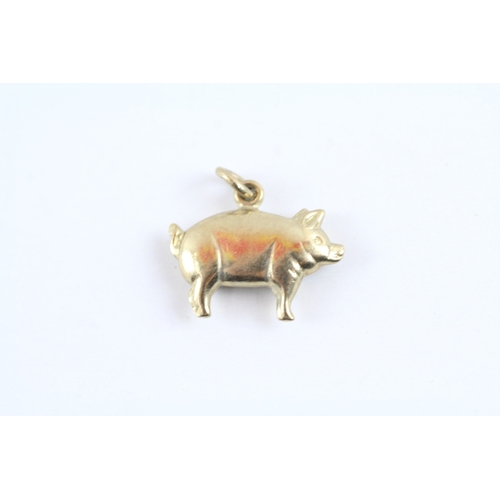 71 - 9ct gold pig charm (0.7g)