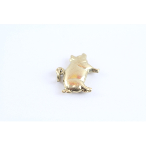 71 - 9ct gold pig charm (0.7g)