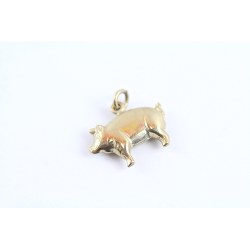 71 - 9ct gold pig charm (0.7g)