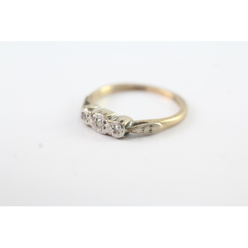 73 - 9ct gold & platinum vintage diamond trilogy ring (1.9g) Size L