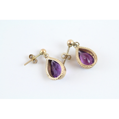 83 - 9ct gold x 2 amethyst drop earrings & single stone pendant necklace set (3.7g)