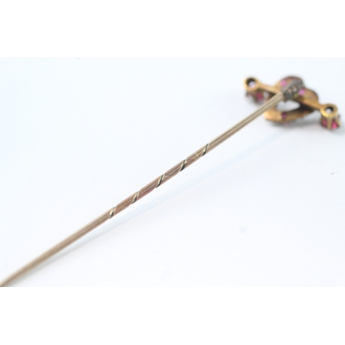 92 - 14ct gold head & 9ct gold pin diamond & ruby stick pin (1.2g)