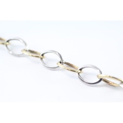 97 - 9ct gold & white gold bracelet (4.2g)