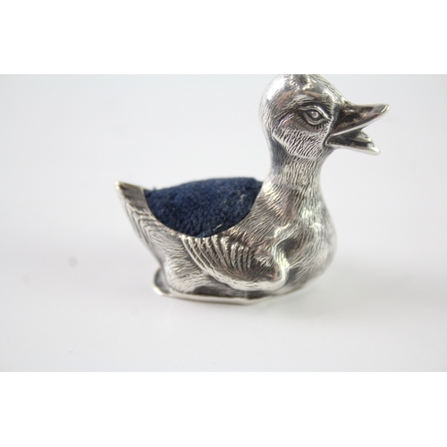 296 - Vintage Hallmarked 1999 Birmingham Sterling Silver Novelty Duck Pin Cushion 10g