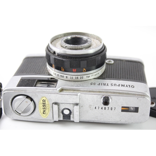 404 - Olympus Trip 35 Vintage Compact Film Camera Working w/ D. Zuiko 40mm F/2.8 Lens