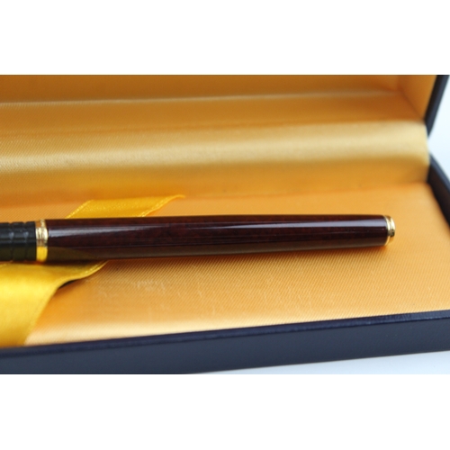 427 - Vintage Waterman Exclusive Brown Lacquer Fountain Pen w/ 18ct Gold Nib WRITING