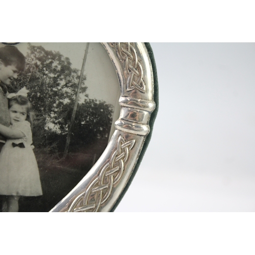 298 - Vintage 1996 Irish Dublin Sterling Silver Celtic Heart Photograph Frame 114g