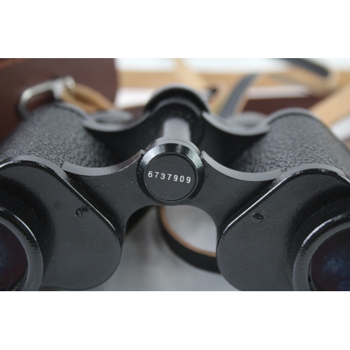 416 - Vintage Carl Zeiss Jena Jenoptem 8x30w Multi-Coated Binoculars Working w/ Case