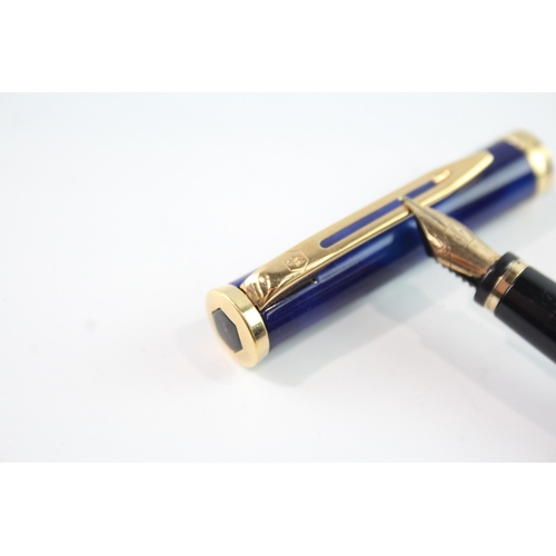 466 - Vintage Waterman Cotele Navy Lacquer Fountain Pen w/ 18ct Gold Nib WRITING