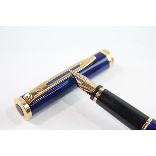 466 - Vintage Waterman Cotele Navy Lacquer Fountain Pen w/ 18ct Gold Nib WRITING