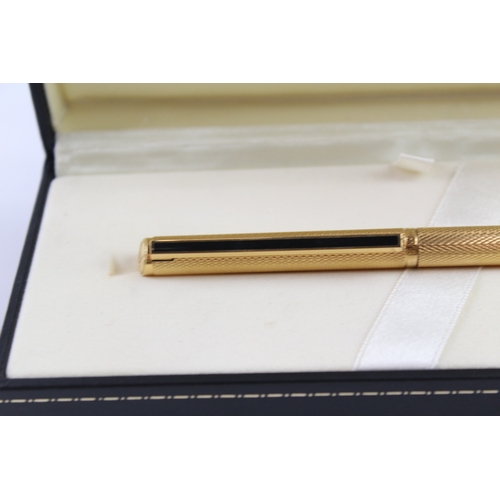 476 - DUNHILL Gold Plated Ballpoint Pen / Biro w/ Black Enamel Detail WRITING