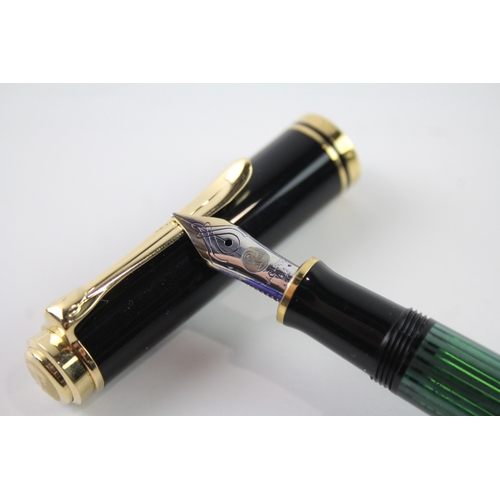 483 - Vintage Pelikan M400 Green & Black Fountain Pen w/ 14ct White Gold Nib WRITING