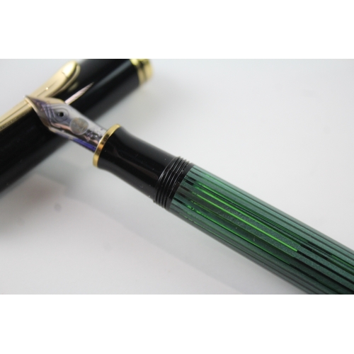 483 - Vintage Pelikan M400 Green & Black Fountain Pen w/ 14ct White Gold Nib WRITING