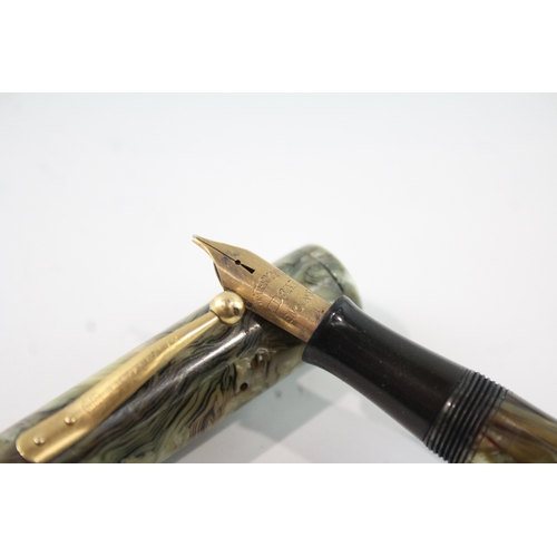 494 - Vintage Waterman Ideal Green Marble Effect Fountain Pen w/ 14ct Gold Nib WRITING