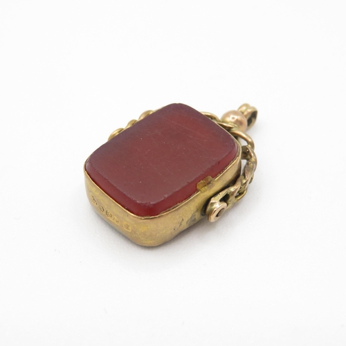 1 - 9ct gold vintage carnelian and bloodstone swivel fob (5.1g)