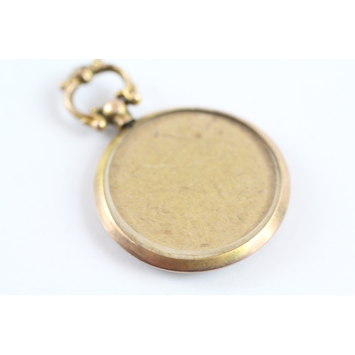 10 - 9ct gold antique picture locket (5g)